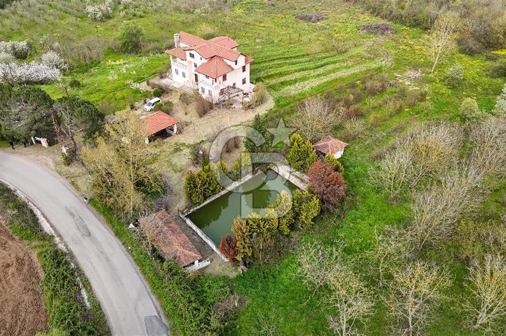 Yalova, Karadere Köyünde Meyve Bahçeli, Müstakil Konutlu Arsa