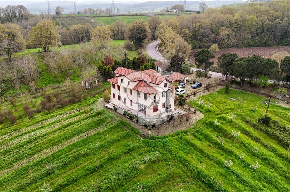 Yalova, Karadere Köyünde Meyve Bahçeli, Müstakil Konutlu Arsa
