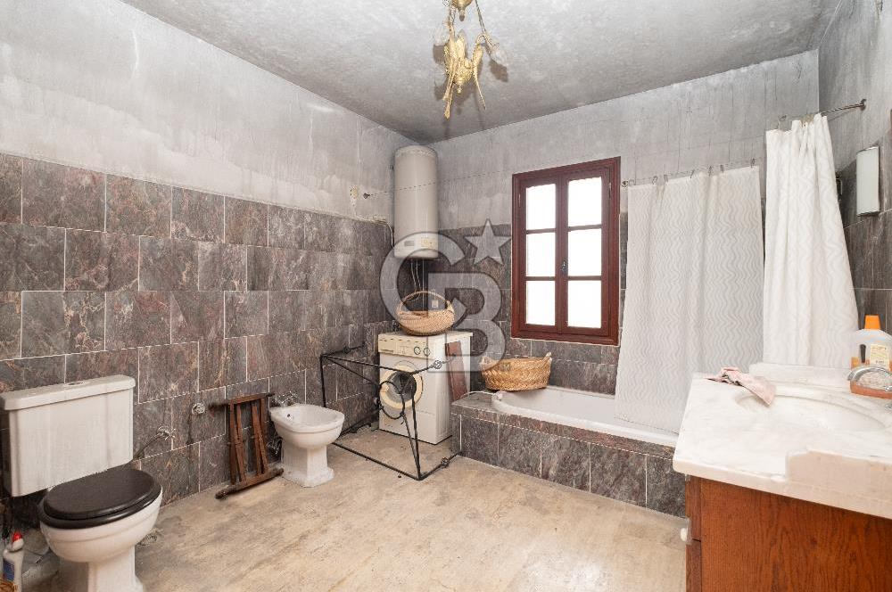 Yalova, Karadere Köyünde Meyve Bahçeli, Müstakil Konutlu Arsa