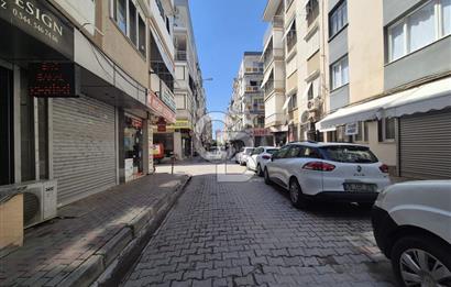Karşıyaka Bahariye'de İşlek Sokakta Satılık Dükkan
