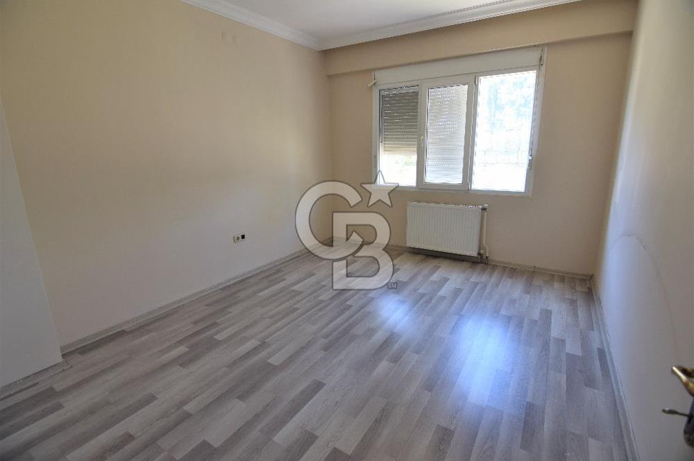 Mavişehir Karya Evleri Havuz Manzaralı Satılık 3+1 Bahçe Katı