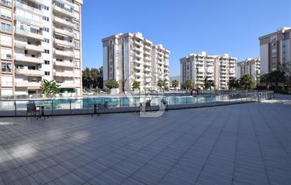 Mavişehir Karya Evleri Havuz Manzaralı Satılık 3+1 Bahçe Katı
