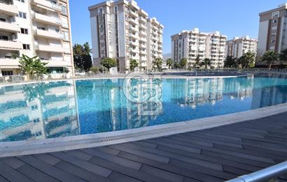 Mavişehir Karya Evleri Havuz Manzaralı Satılık 3+1 Bahçe Katı
