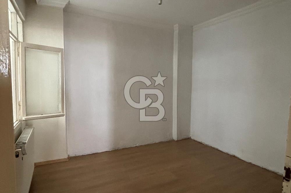 YALOVA FEVZİÇAKMAK MAHALLESİ'NDE SATILIK DAİRE! 2+1