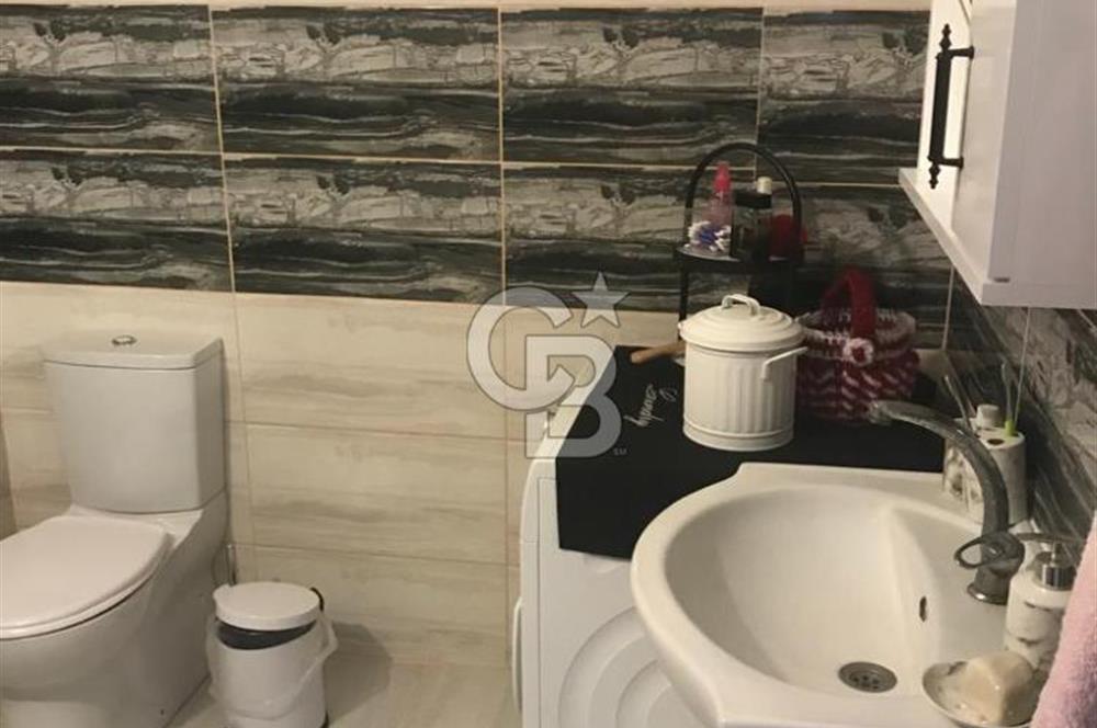 C. B. ROUTE | Dikili Gazipaşa Mahallesi'nde Merkezi Konumda Satılık Ferah 2+1 Daire
