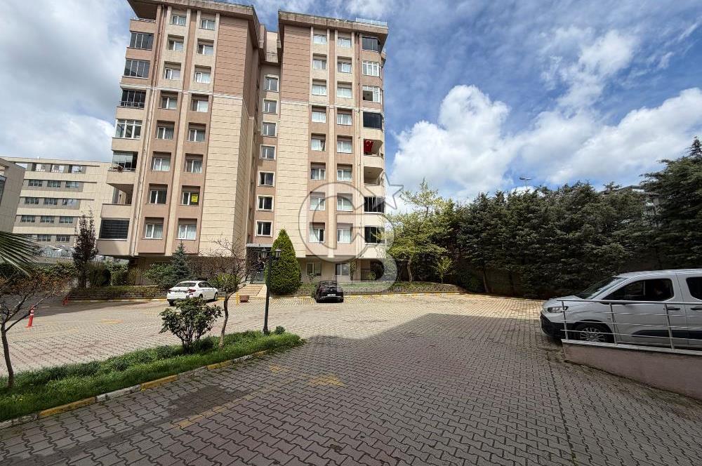 Çekmeköy Merkez Mah Armoni Sitesi 4+1 Kiralık Daire