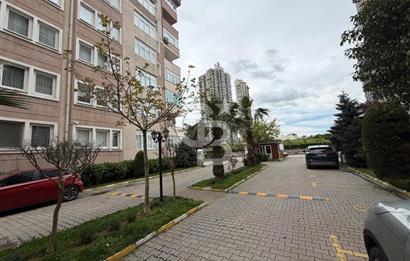 Çekmeköy Merkez Mah Armoni Sitesi 4+1 Kiralık Daire