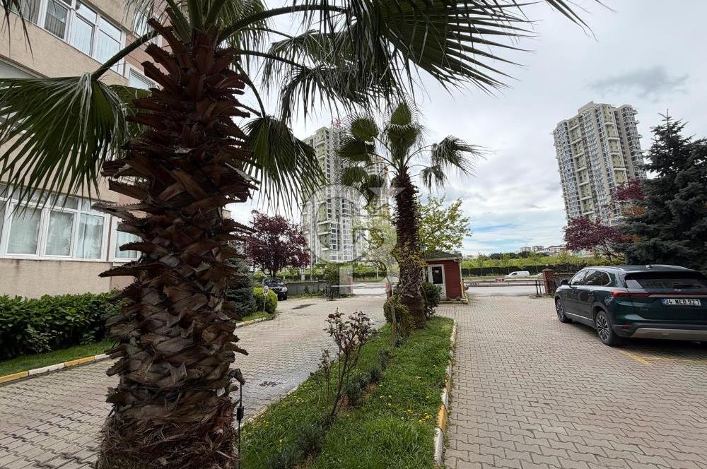 Çekmeköy Merkez Mah Armoni Sitesi 4+1 Kiralık Daire
