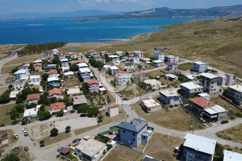 ÇALTILIDEREDE 429m2 SATILIK 4 KAT İMARLI ARSA