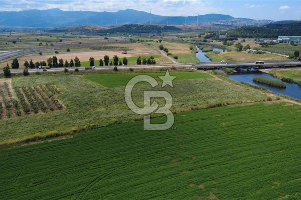 YALI MAHALLESİ ADACIK MEVKİNDE 7358m2 TEK TAPU YOLA CEPHE