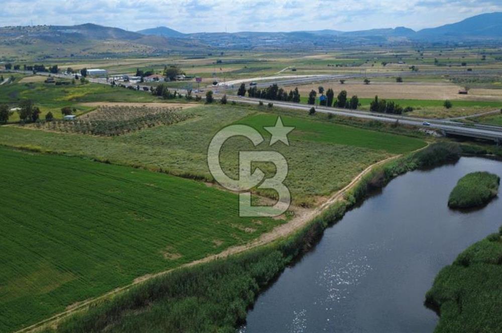YALI MAHALLESİ ADACIK MEVKİNDE 7358m2 TEK TAPU YOLA CEPHE