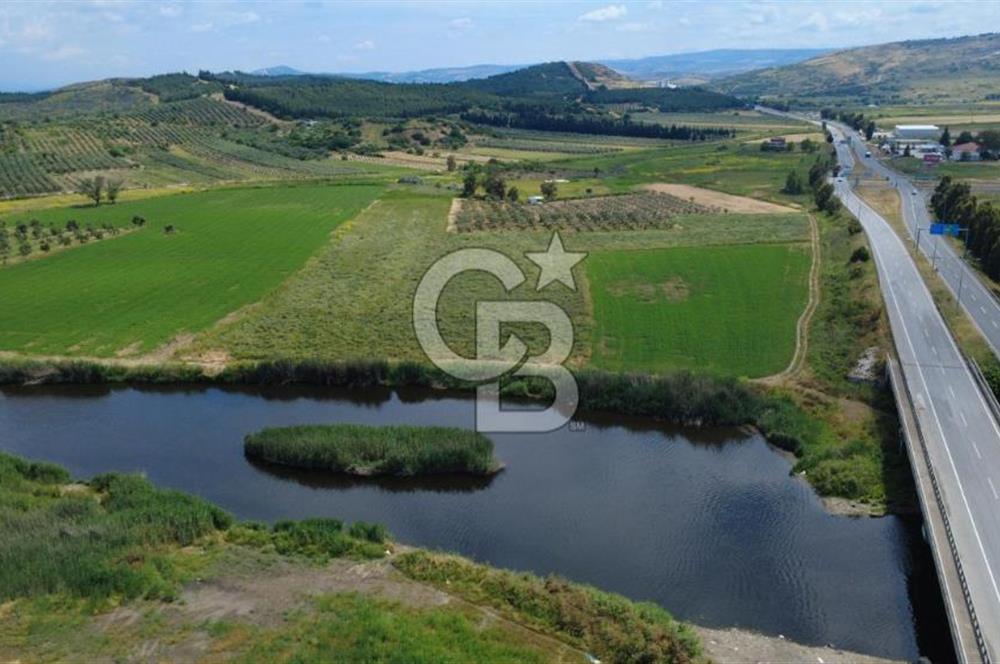 YALI MAHALLESİ ADACIK MEVKİNDE 7358m2 TEK TAPU YOLA CEPHE