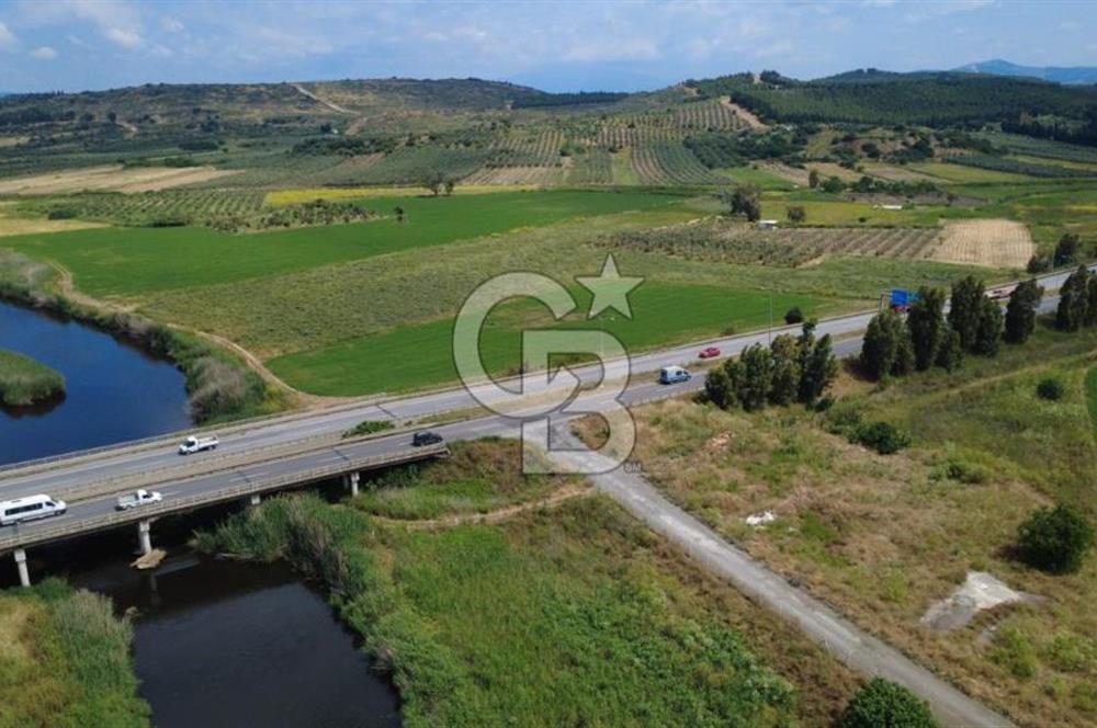 YALI MAHALLESİ ADACIK MEVKİNDE 7358m2 TEK TAPU YOLA CEPHE