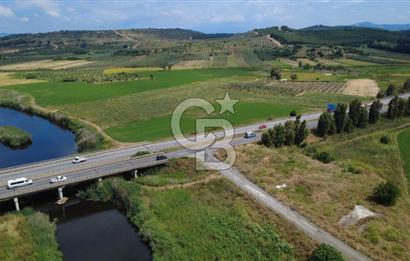 YALI MAHALLESİ ADACIK MEVKİNDE 7358m2 TEK TAPU YOLA CEPHE