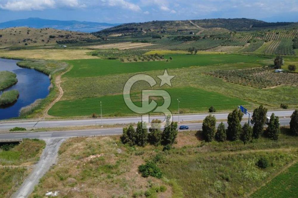 YALI MAHALLESİ ADACIK MEVKİNDE 7358m2 TEK TAPU YOLA CEPHE