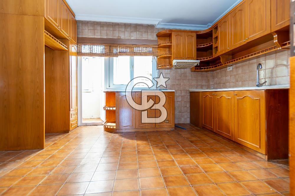 FENERYOLU'nda FERAH 3+1 KİRALIK DAİRE