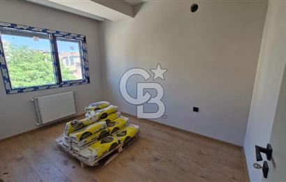 İzmir Çiğli Harmandalı' da Oturuma Hazır 1+1 Satılık Daire CB PH