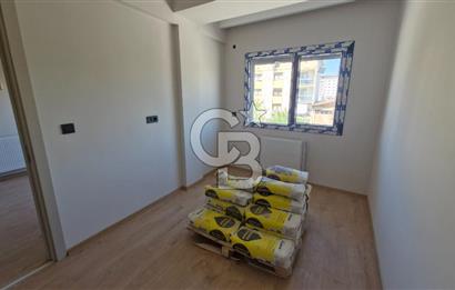 İzmir Çiğli Harmandalı' da Oturuma Hazır 1+1 Satılık Daire CB PH