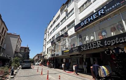 Kemeraltı Tekstil Bölgesinde Asansörlü 30 m² İş Yeri