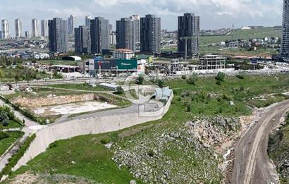İNCEK'İN KALBİNDE EMSALSİZ KONUMDA CADDE CEPHELİ ARSA