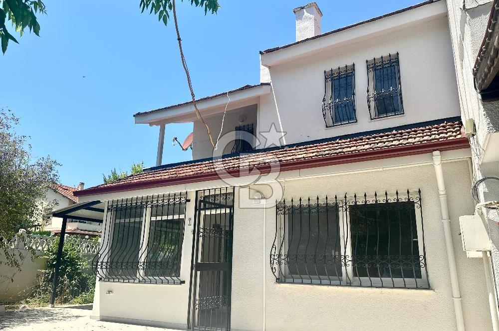 URLA İSKELE TAM MERKEZİNDE KİRALIK DENİZE 100MT 3+1 MÜSTAKİL EV