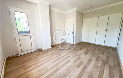 URLA İSKELE TAM MERKEZİNDE KİRALIK DENİZE 100MT 3+1 MÜSTAKİL EV