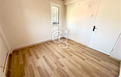URLA İSKELE TAM MERKEZİNDE KİRALIK DENİZE 100MT 3+1 MÜSTAKİL EV