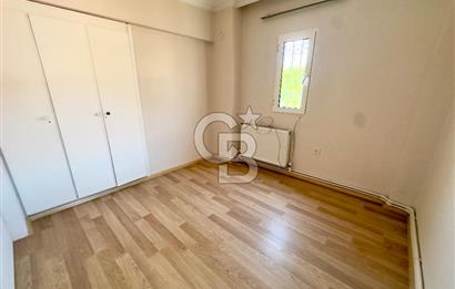 URLA İSKELE TAM MERKEZİNDE KİRALIK DENİZE 100MT 3+1 MÜSTAKİL EV