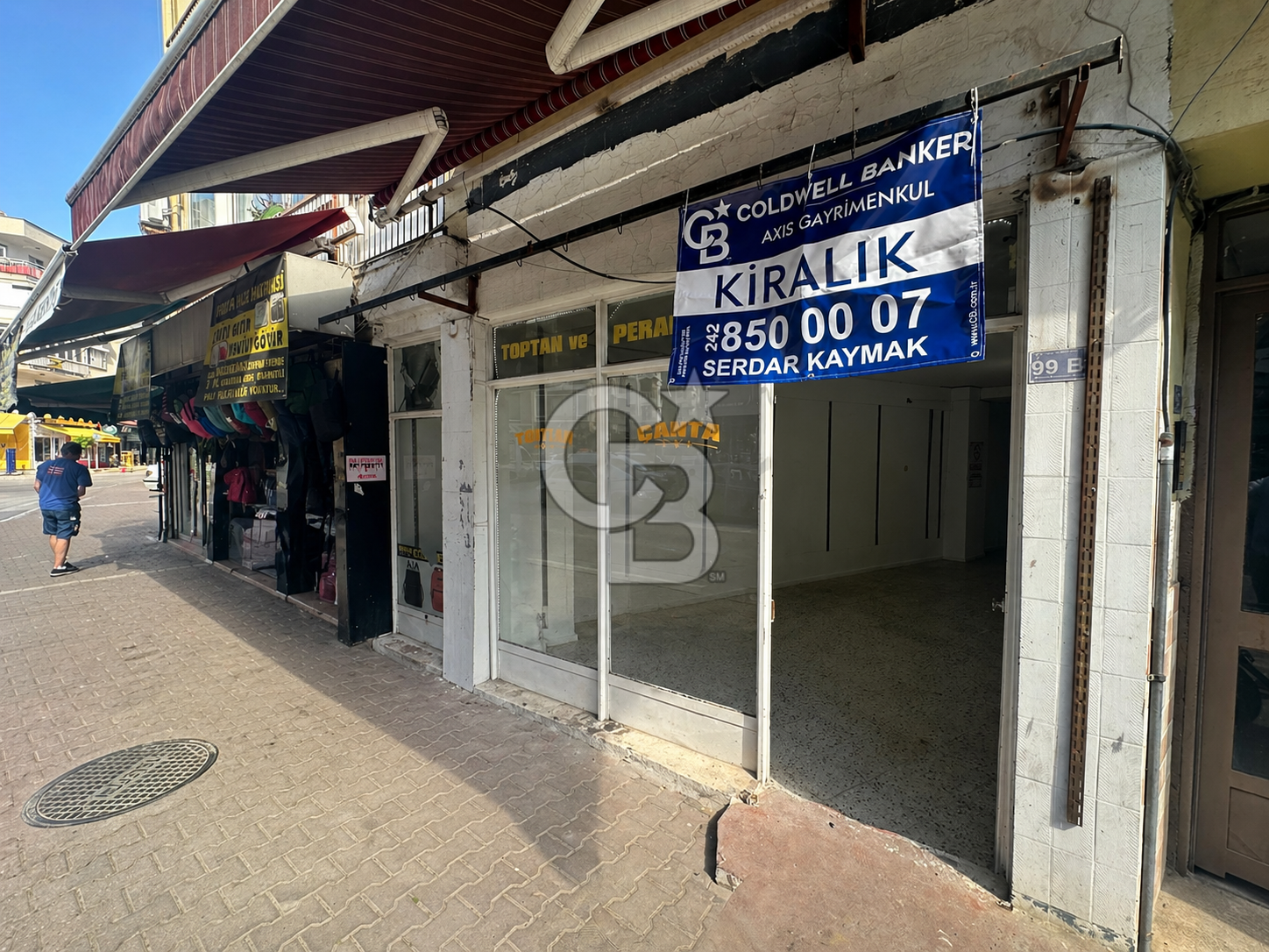 ANTALYA MURATPAŞA KIŞLA MAHALLESİNDE KİRALIK DÜKKAN