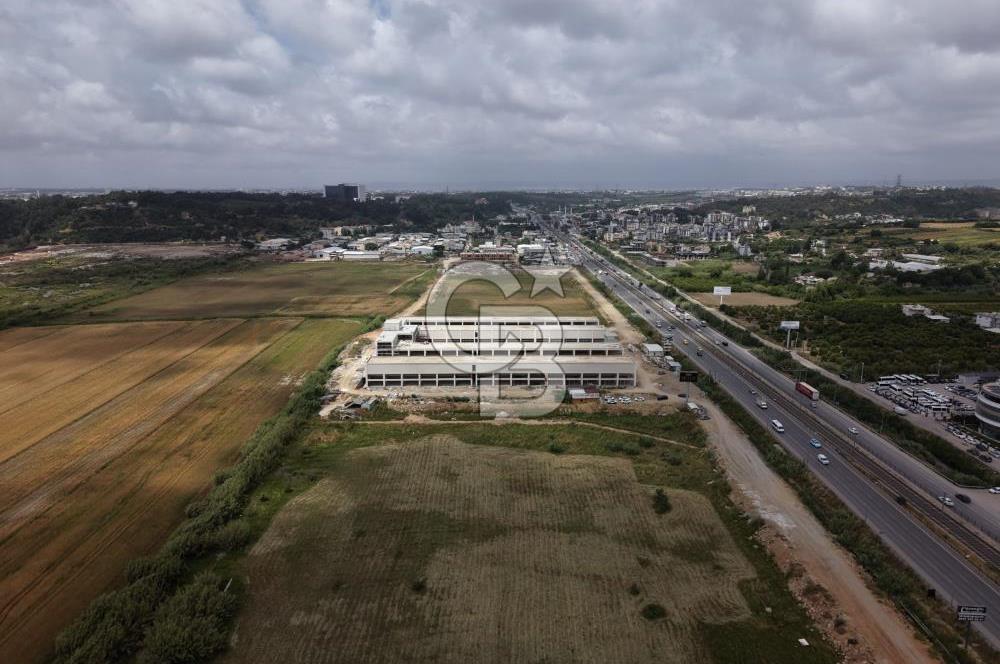 ANTALYA OTONOMİDE SATILIK KÖŞE DÜKKAN / İŞ MERKEZİ