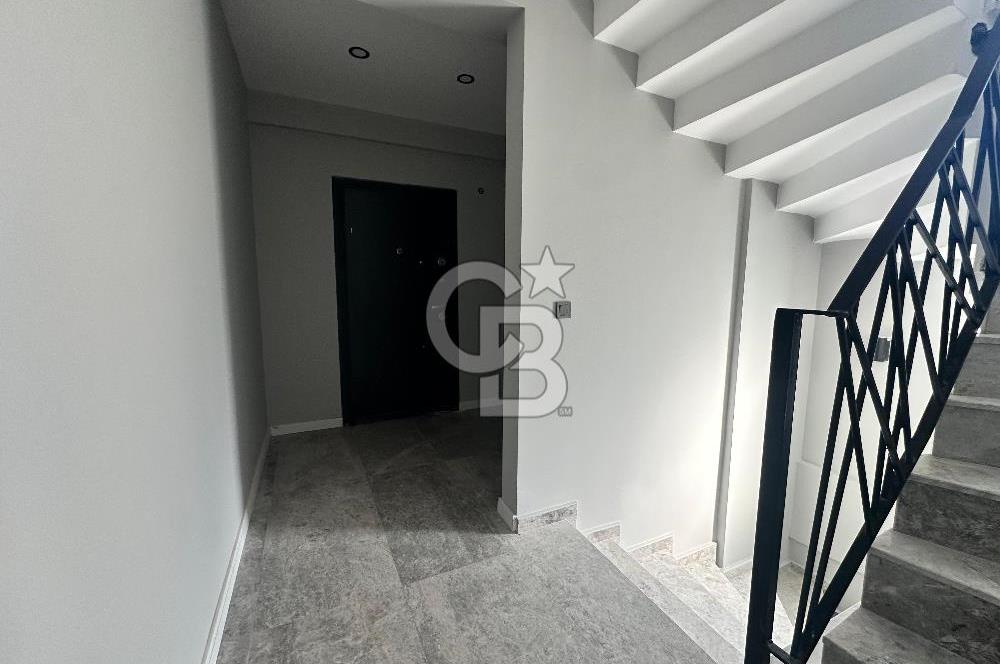 Sığacığın Kalbinde Marina Manzaralı 4+2 Villa