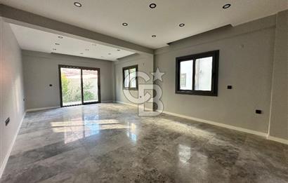 Sığacığın Kalbinde Marina Manzaralı 4+2 Villa