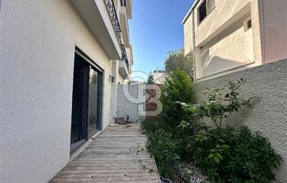 Sığacığın Kalbinde Marina Manzaralı 4+2 Villa