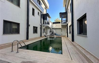 Sığacığın Kalbinde Marina Manzaralı 4+2 Villa