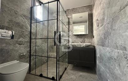 Sığacığın Kalbinde Marina Manzaralı 4+2 Villa