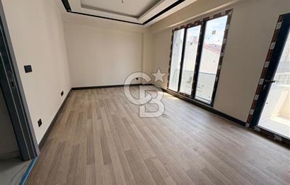 SİTE İÇERİSİNDE KAPALI OTOPARKLI 2+1 ARA KAT DAİRE