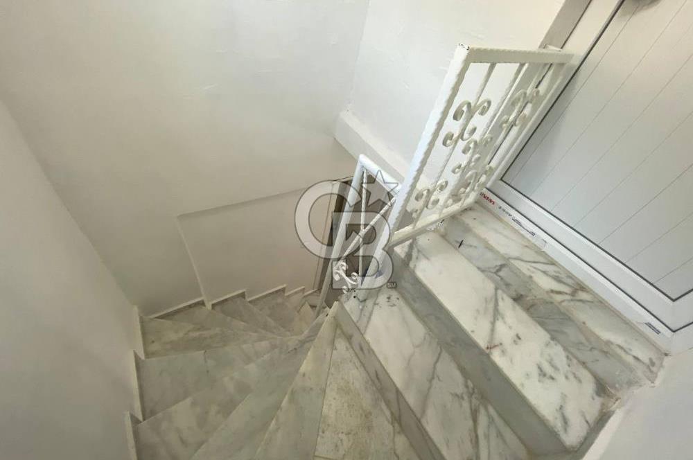 KUŞADASI GÜZELÇAMLI BEYOĞLU SİTESİNDE 3+1 FIRSAT SATILIK VİLLA