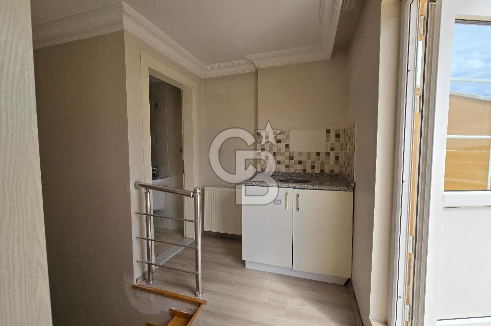 TUZLA DEĞERLİ LOKASYON NEZİH SİTEDE DUBLEKS DAİRE