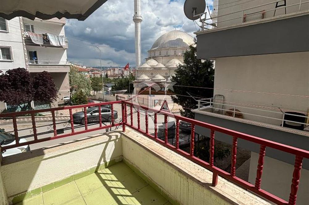 ETİMESGUT 30 AĞUSTOS MAHALLESİNDE KİRALIK 2+1 BAKIMLI DAİRE