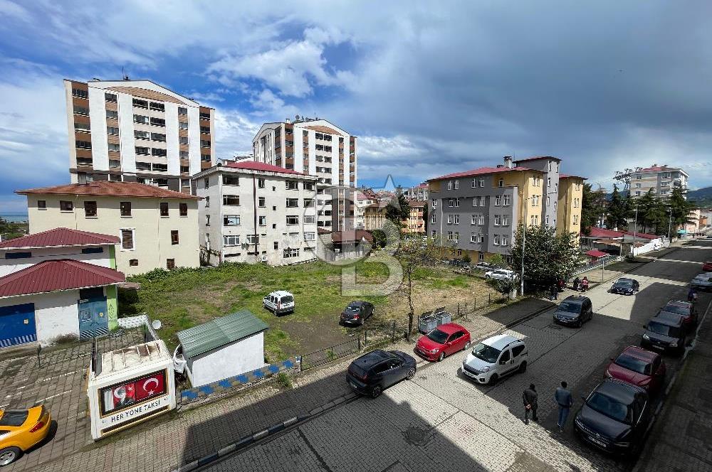 BEŞİKDÜZÜ MERKEZİ KONUMDA SATILIK 3+1 DAİRE