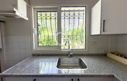 URLA İSKELE TAM MERKEZİNDE KİRALIK DENİZE 100MT 3+1 MÜSTAKİL EV