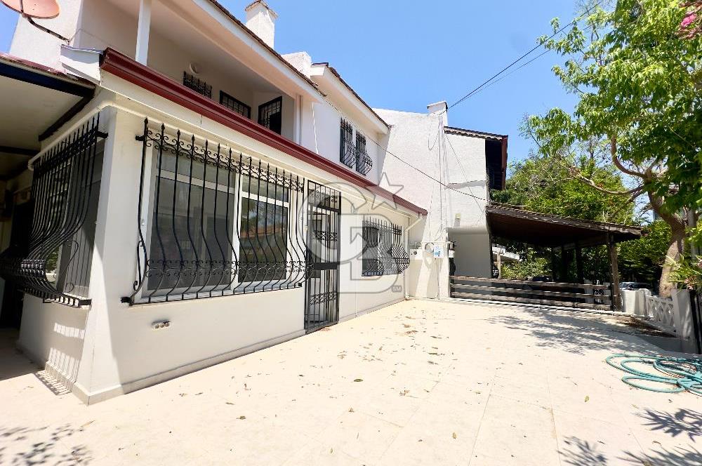 URLA İSKELE TAM MERKEZİNDE KİRALIK DENİZE 100MT 3+1 MÜSTAKİL EV