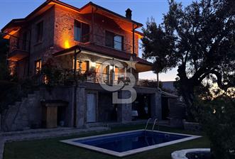 MERDİVENLİ'DE EŞSİZ 4+1 MÜSTAKİL HAVUZLU VİLLA - 12 - 350947