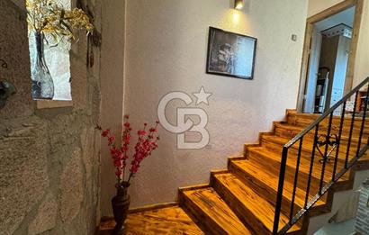 MERDİVENLİ'DE EŞSİZ 4+1 MÜSTAKİL HAVUZLU VİLLA