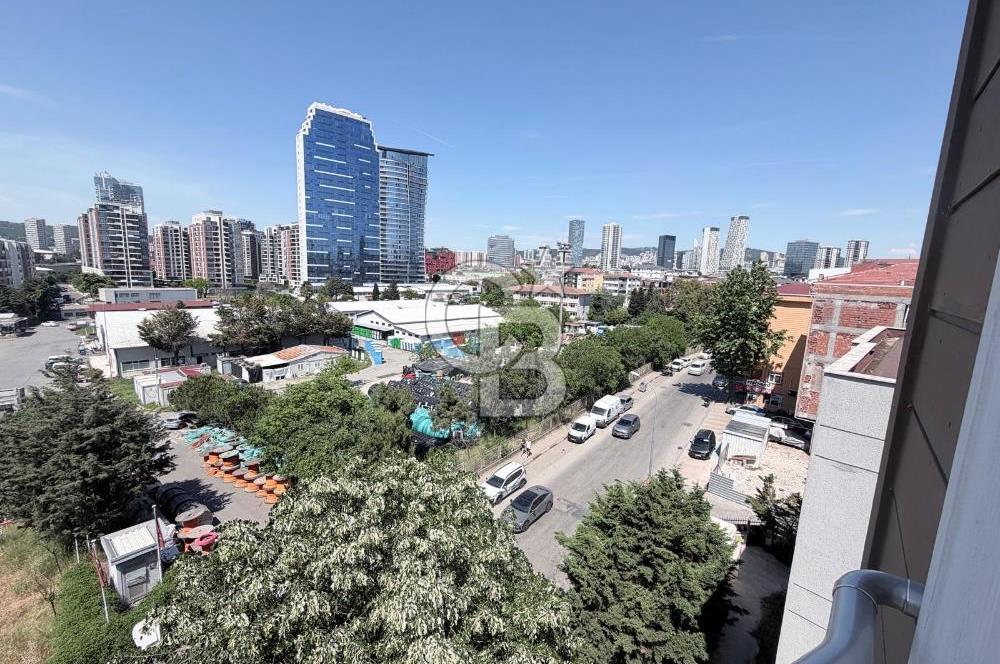 KARTAL ESENTEPE ANAYURT CD DE FERAH KİRALIK 3+1 DAİRE