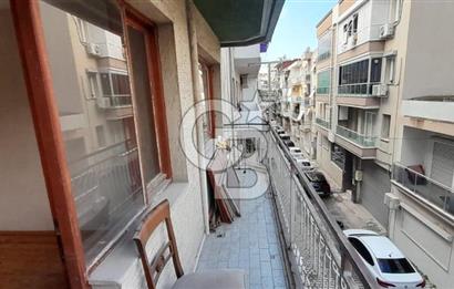 BAYRAKLI FUAT EDİP BAKSI'DA METROYA YAKIN, MERKEZİ KONUMDA YATIRIMLIK 2+1 FIRSAT DAİRE!