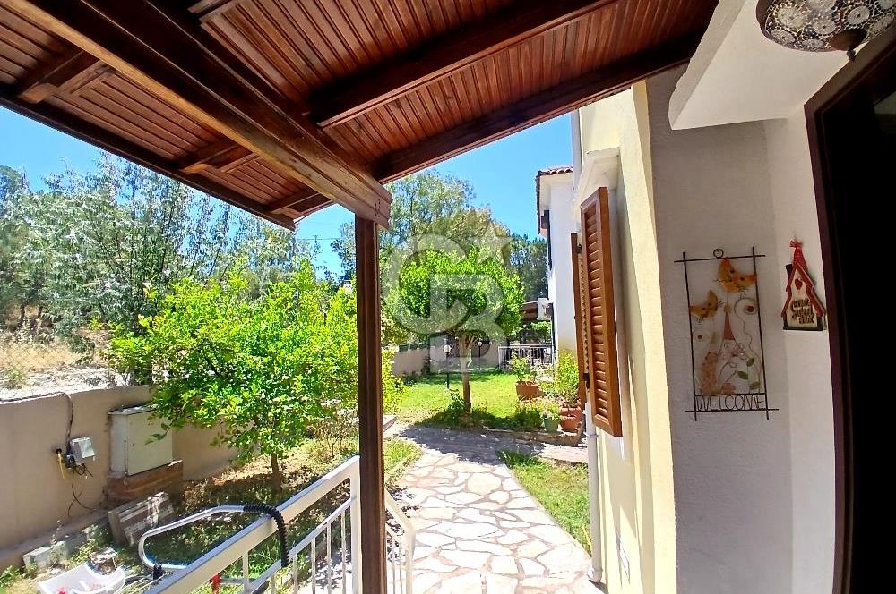 FOÇA İSMETPAŞA MAHALLESİ'NDE KİRALIK 3+1 MÜSTAKİL DUBLEKS EV | SİTE İÇERİSİNDE | ÖZEL PLAJLI