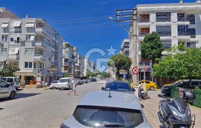 İzmir Karşıyaka Aksoy Caddesi Satılık Kiracılı 30m² Dükkan CB PH