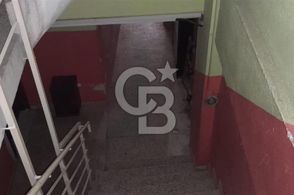 BAYRAKLI FUAT EDİP BAKSI'DA METROYA YAKIN, MERKEZİ KONUMDA YATIRIMLIK 2+1 FIRSAT DAİRE!