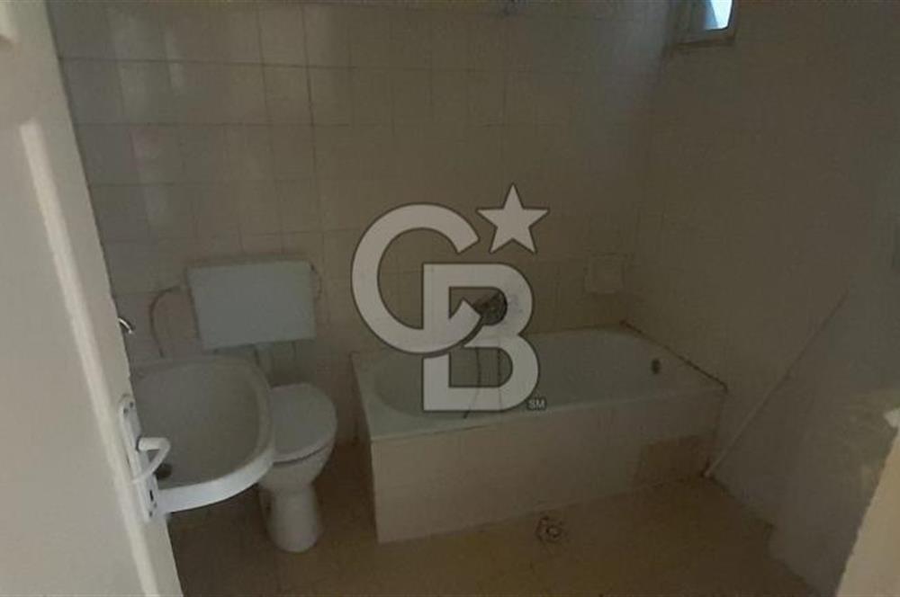 BAYRAKLI FUAT EDİP BAKSI'DA METROYA YAKIN, MERKEZİ KONUMDA YATIRIMLIK 2+1 FIRSAT DAİRE!